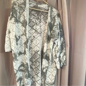 NWOT POL Green and White Knit Sweater.